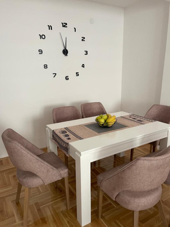 City Apartmani Ni Екстериор снимка