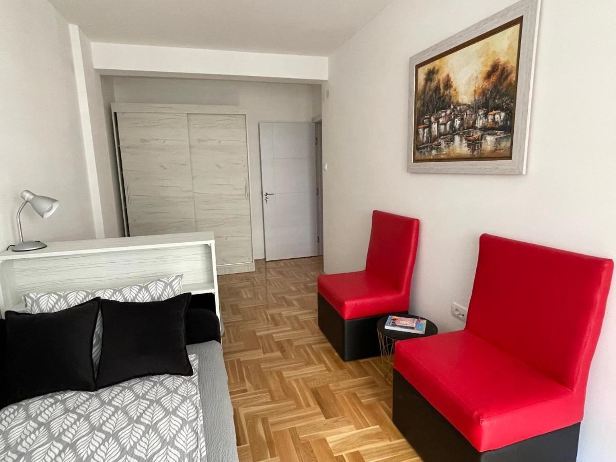 City Apartmani Ni Екстериор снимка